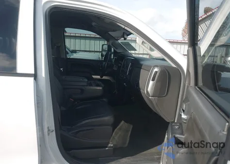 2016 Chevrolet Silverado 2500Hd Lt z USA, uszkodzony, nr VIN 1GC1KVE80GF235550